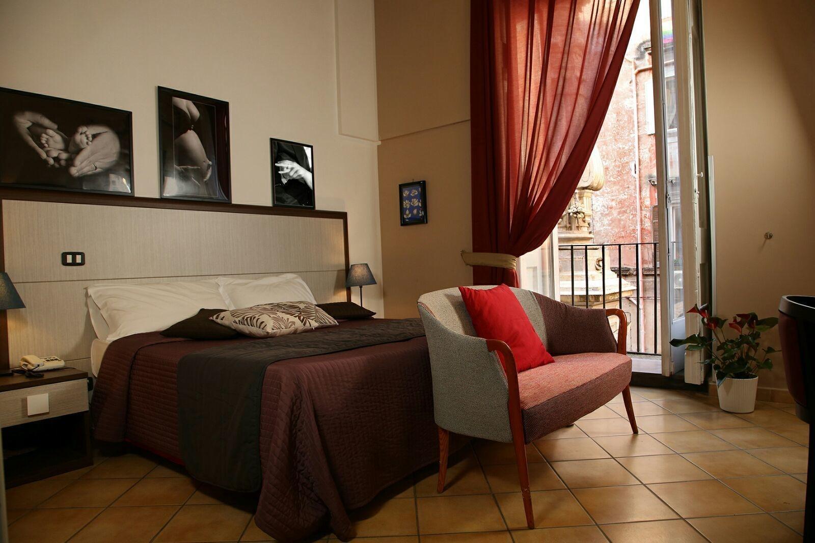 נאפולי Caravaggio Hotel מראה חיצוני תמונה