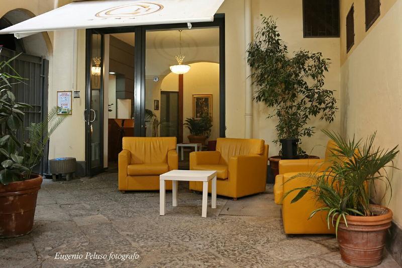 נאפולי Caravaggio Hotel מראה חיצוני תמונה
